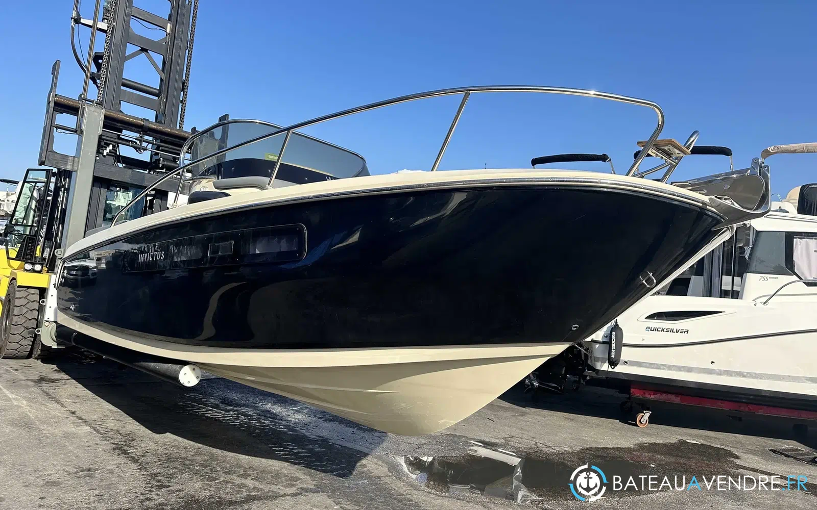 slider 3 Invictus 240 CX