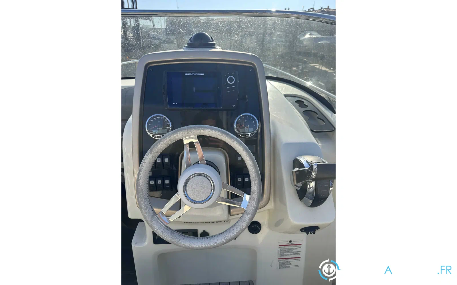 slider 8 Invictus 240 CX
