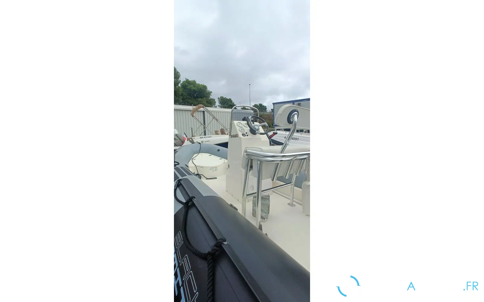slider 5 Bombard Explorer 550 Open Limited
