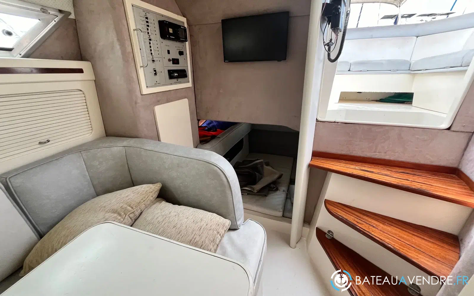slider 10 Cranchi Cruiser 32