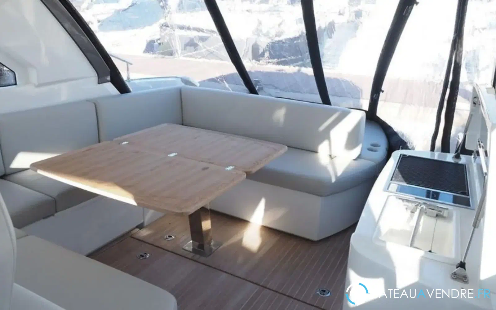slider 10 Beneteau Gran Turismo 41