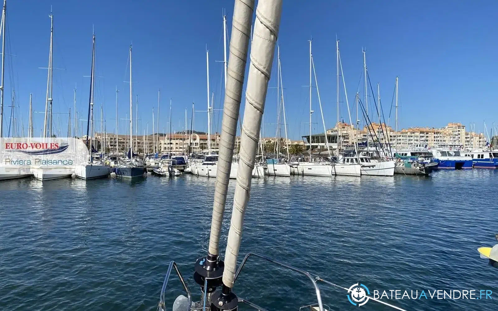 slider 28 Jeanneau Sun Odyssey 49 i