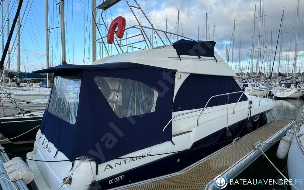 Beneteau Antares 980 photo 2