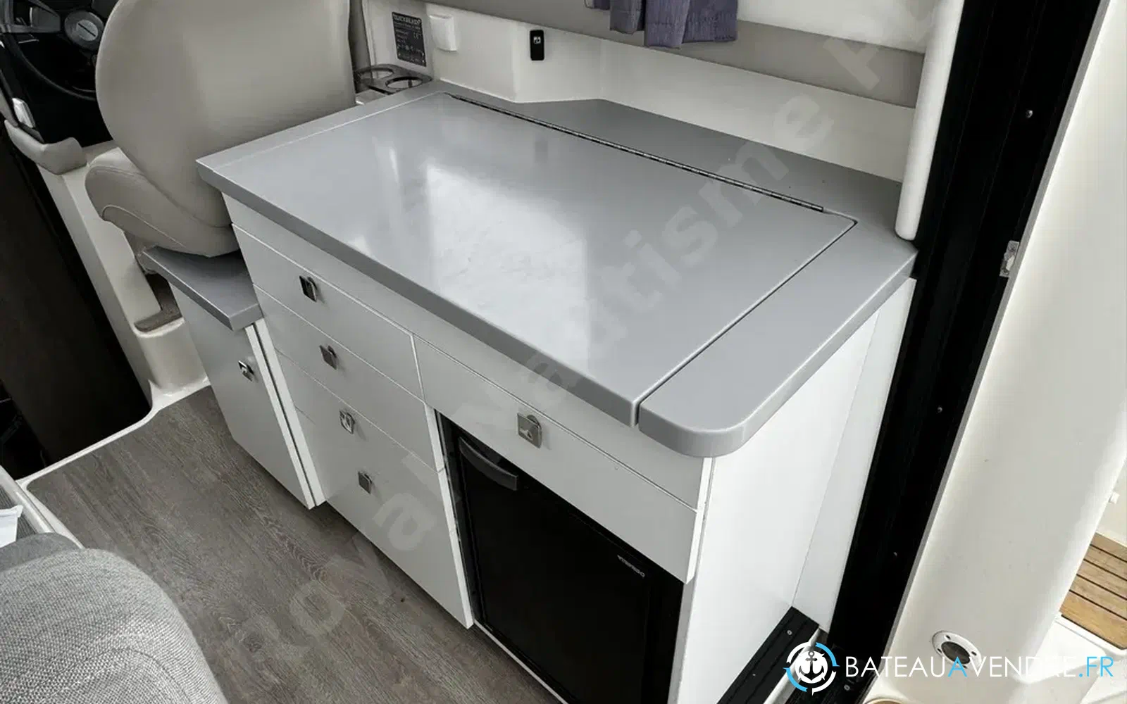 slider 12 Quicksilver Activ 905 Weekend