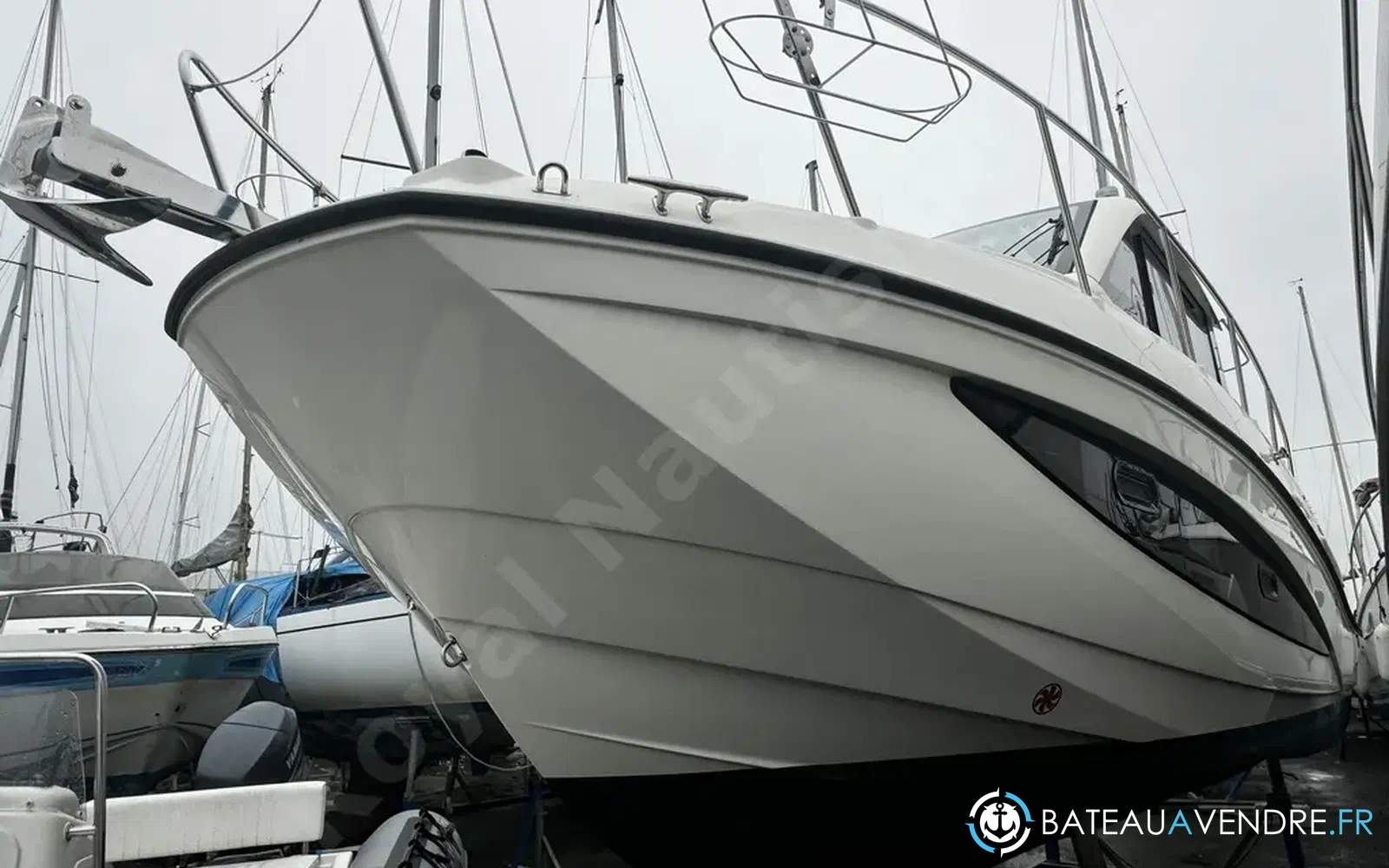 slider 3 Quicksilver Activ 905 Weekend