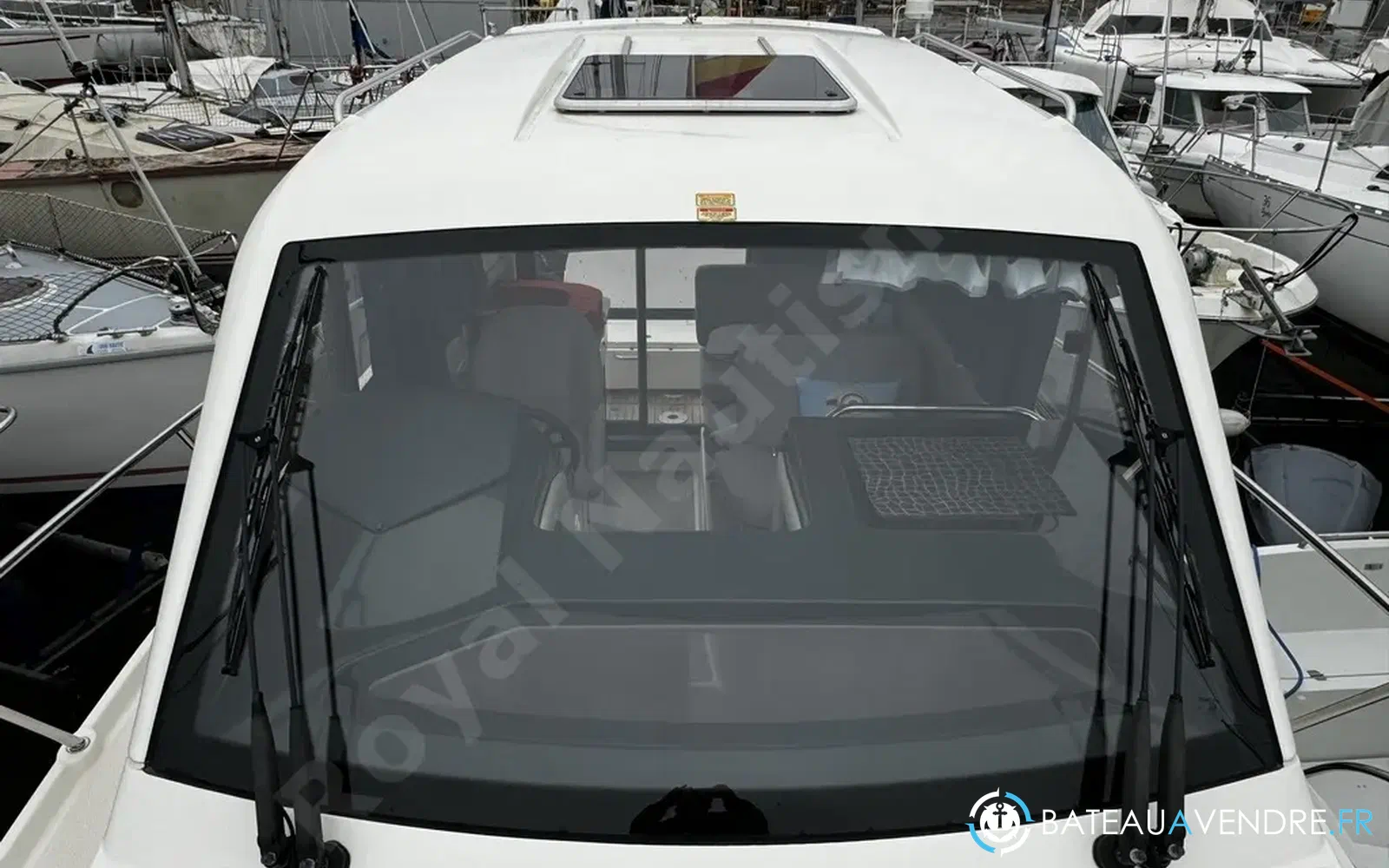 slider 6 Quicksilver Activ 905 Weekend