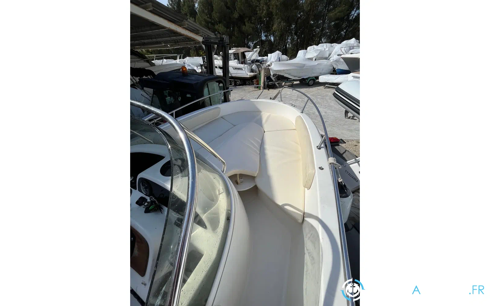 slider 12 Jeanneau Cap Camarat 625