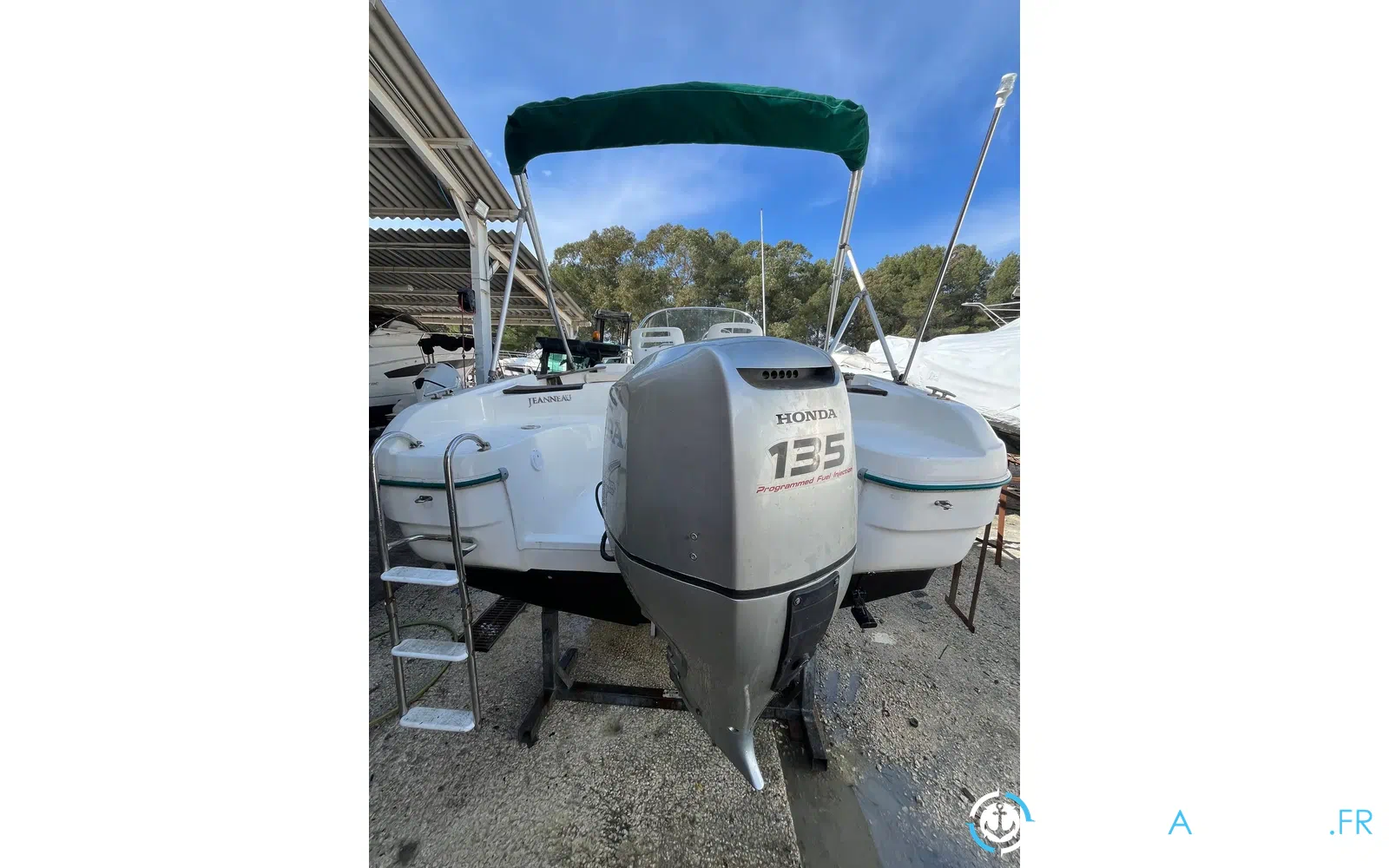 slider 18 Jeanneau Cap Camarat 625