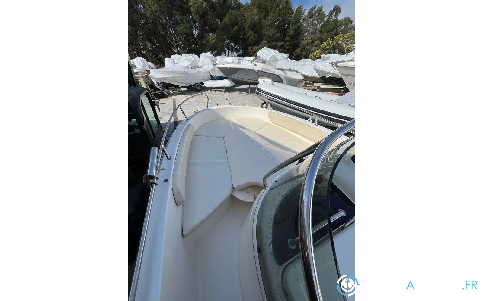 slider 4 Jeanneau Cap Camarat 625