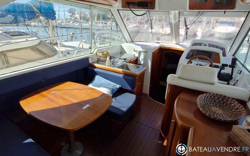 Beneteau Antares 980 photo 2