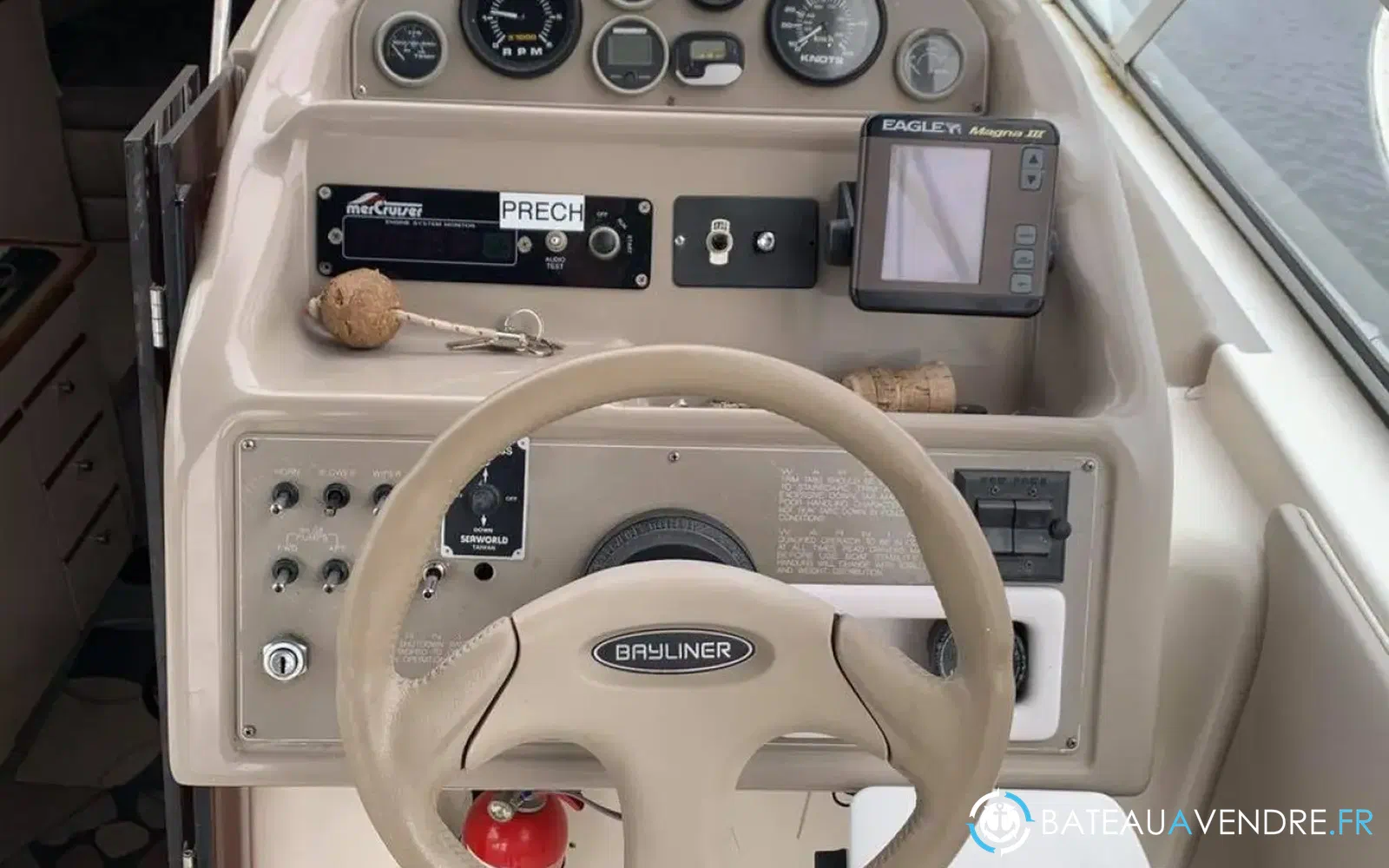 slider 11 Bayliner Cierra 2855