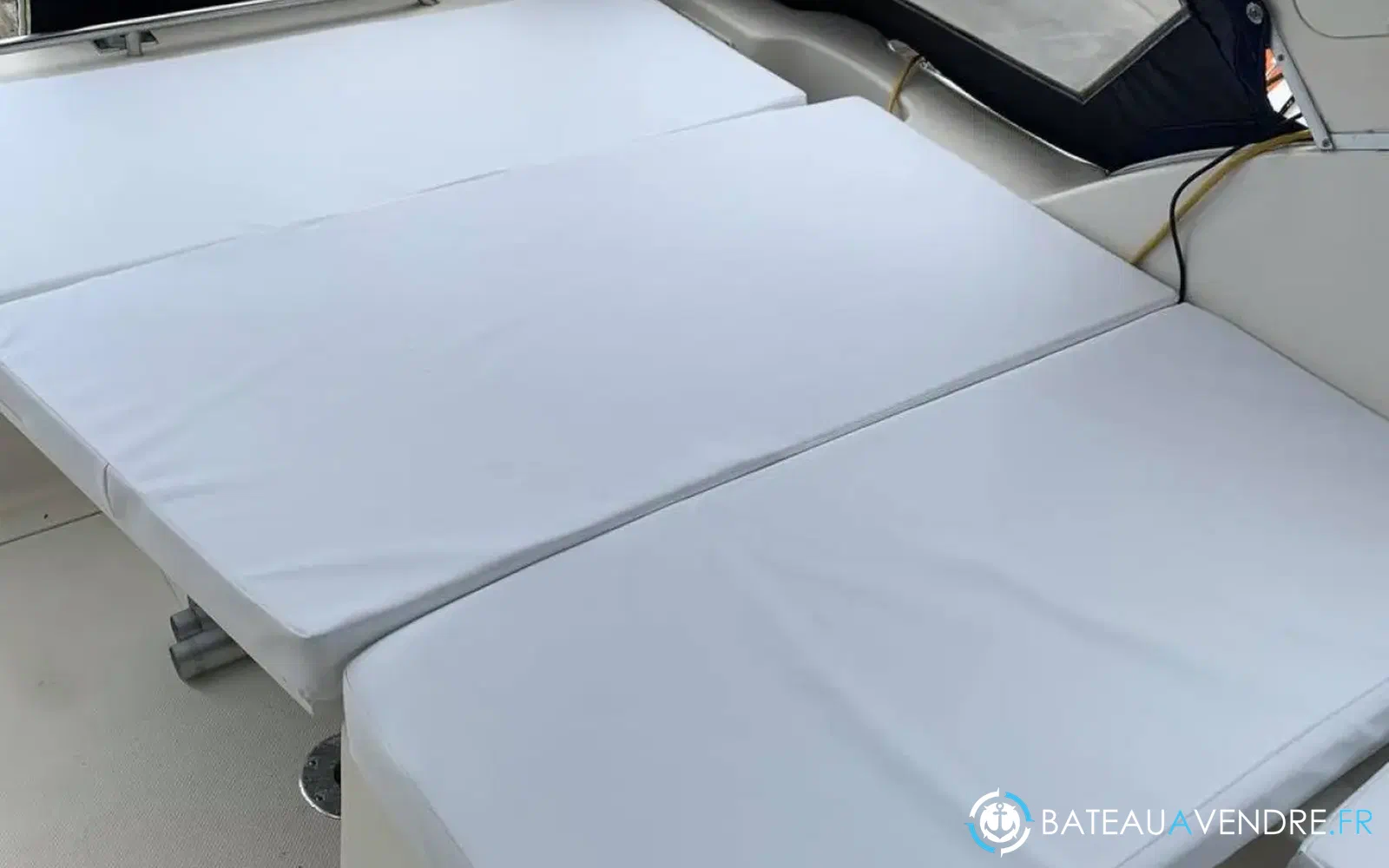 slider 6 Bayliner Cierra 2855
