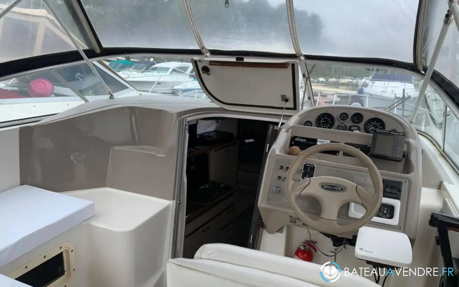 slider 8 Bayliner Cierra 2855