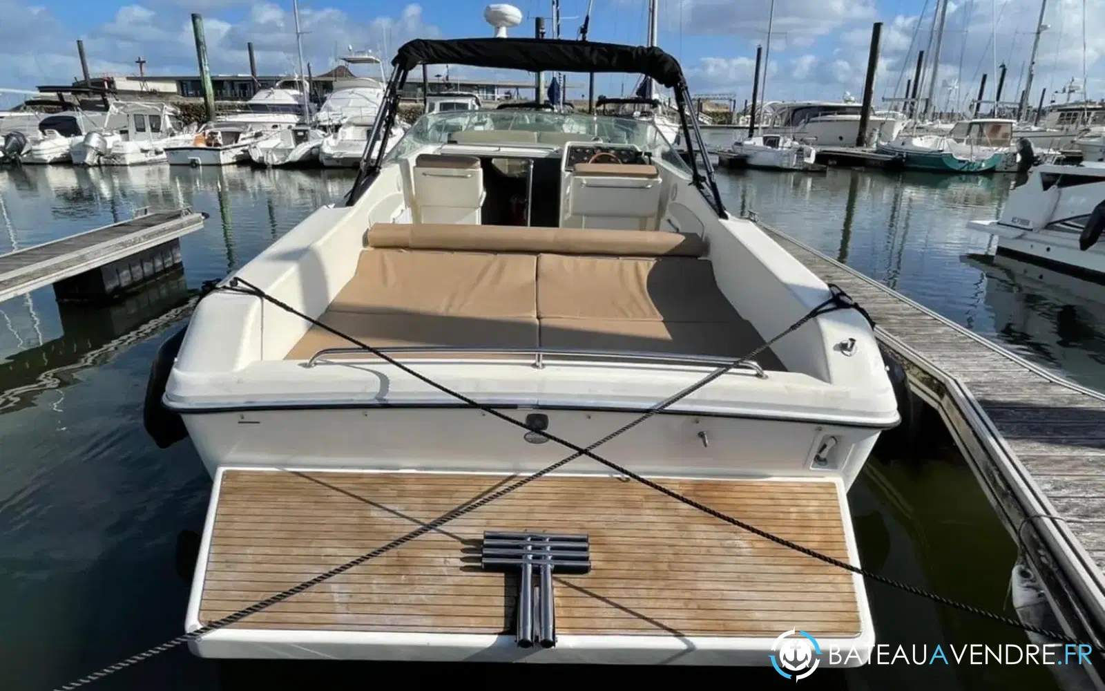 slider 2 Guy Couach 950 Day Cruiser