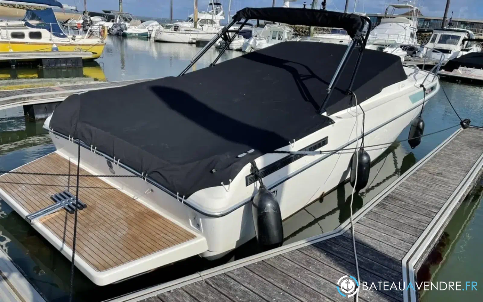 slider 4 Guy Couach 950 Day Cruiser