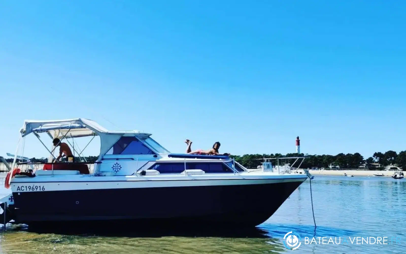 slider 15 Yachting France Arcoa 830