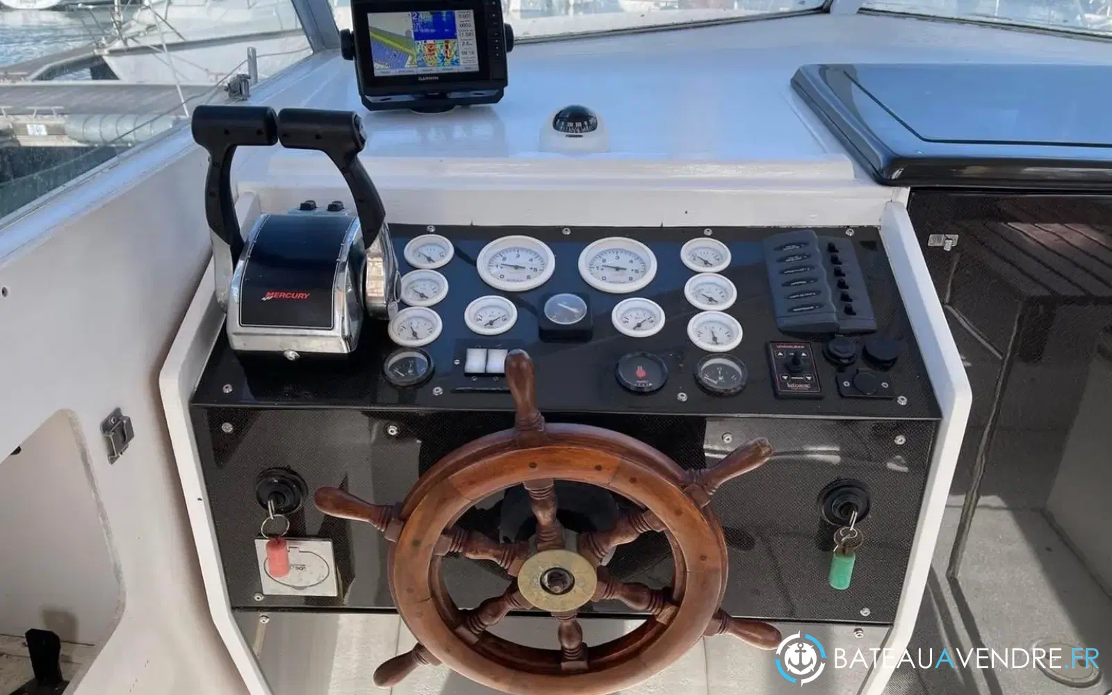 slider 8 Yachting France Arcoa 830