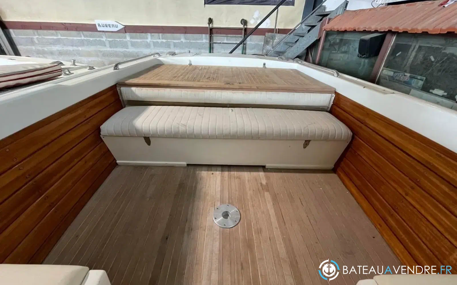 slider 5 Chris Craft Lancer 23