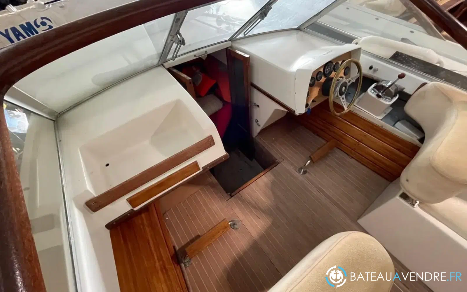 slider 6 Chris Craft Lancer 23