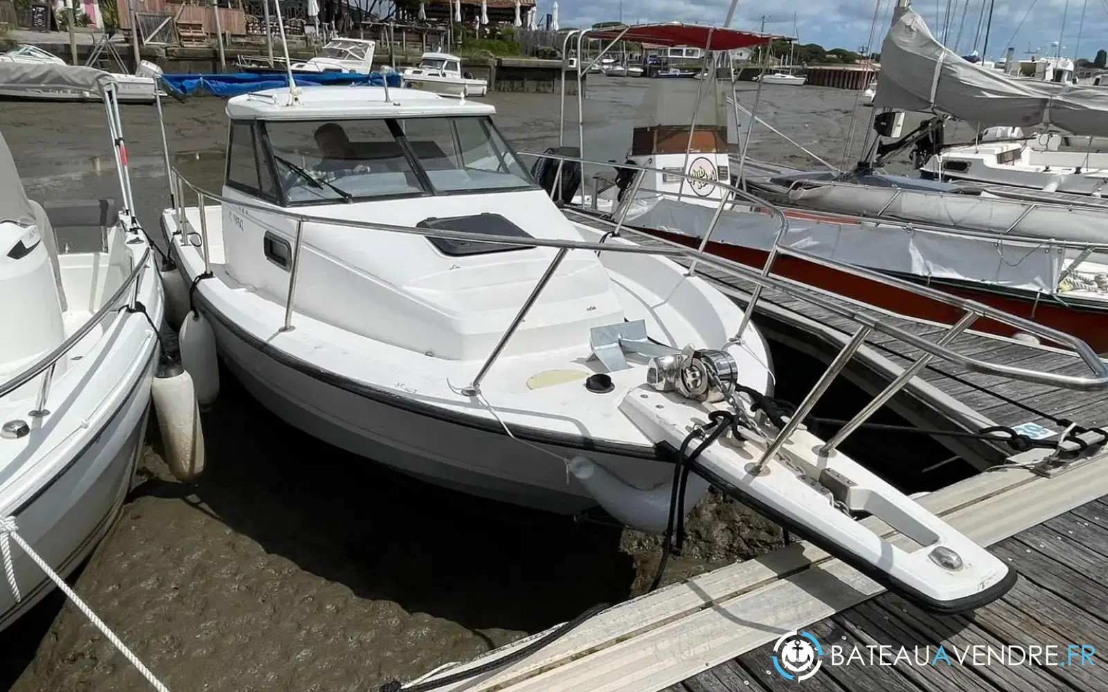 slider 0 Bayliner Trophy 2352 WA