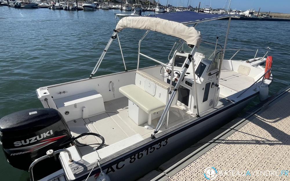 Robalo 2120 photo 2