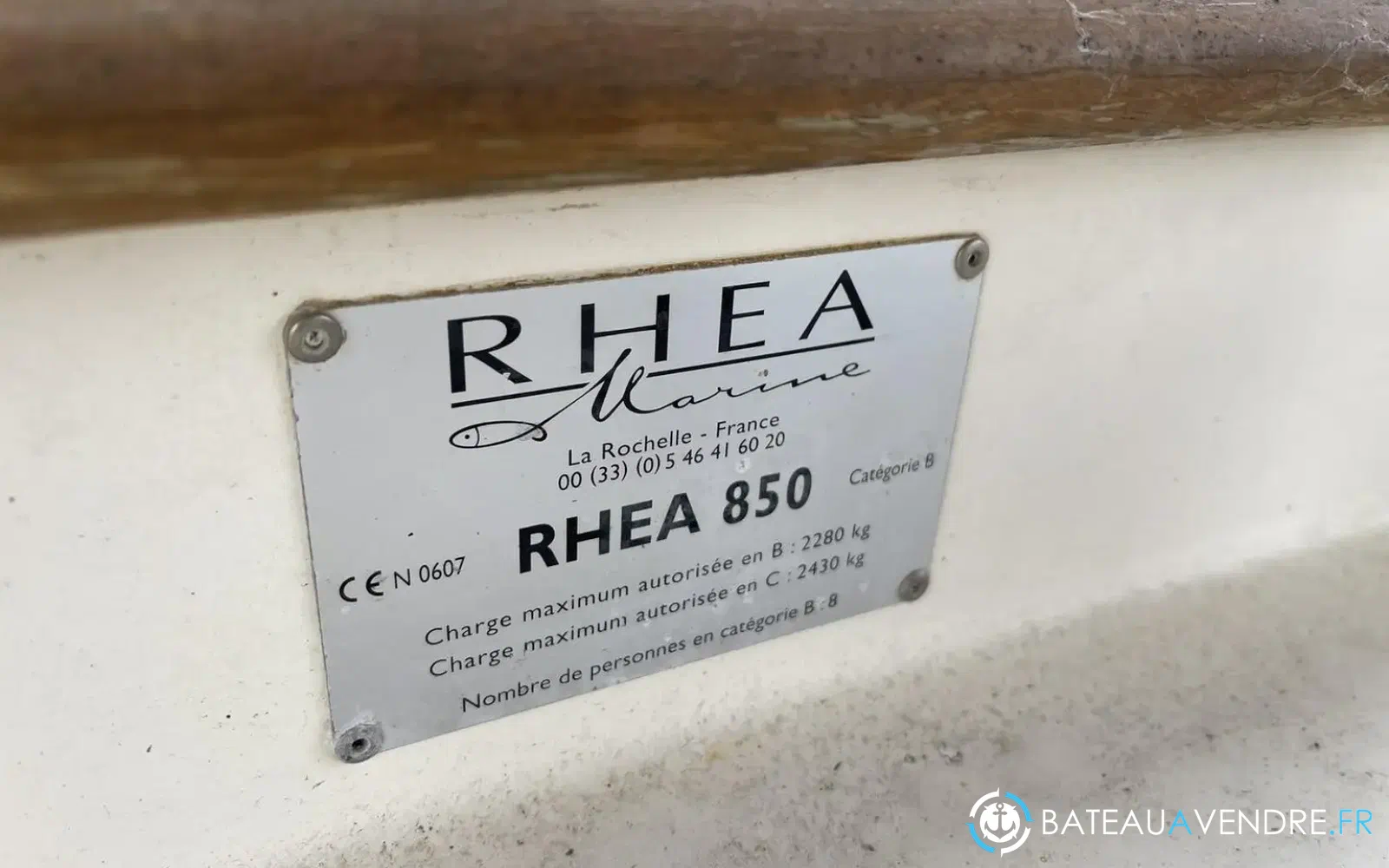 slider 33 Rhea 850