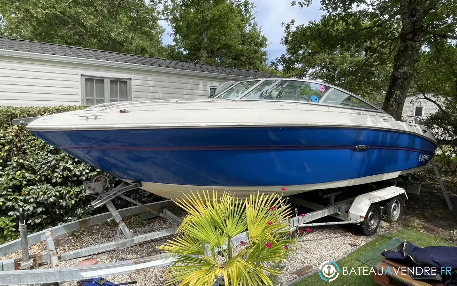 slider 20 Sea Ray 210 Overnighter
