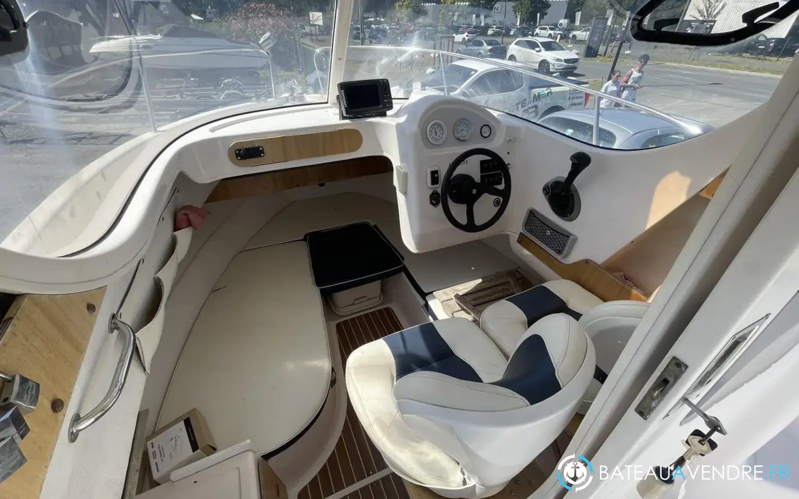 slider 9 Quicksilver 580 Pilothouse