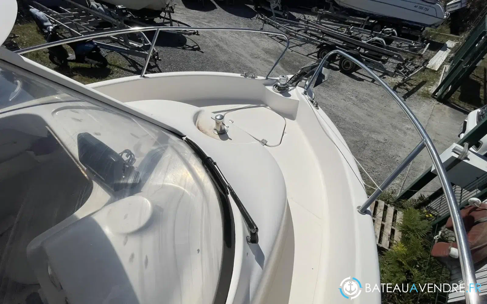 slider 4 Quicksilver 580 Pilothouse