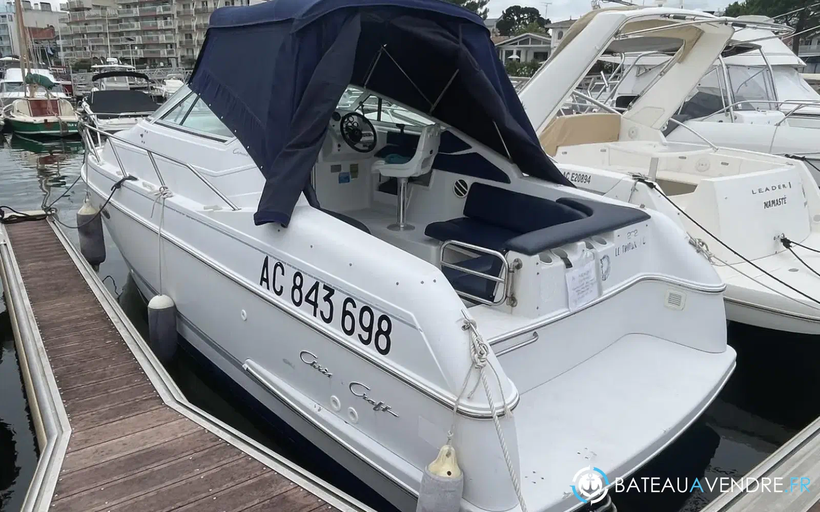 slider 0 Chris Craft Crowne 262