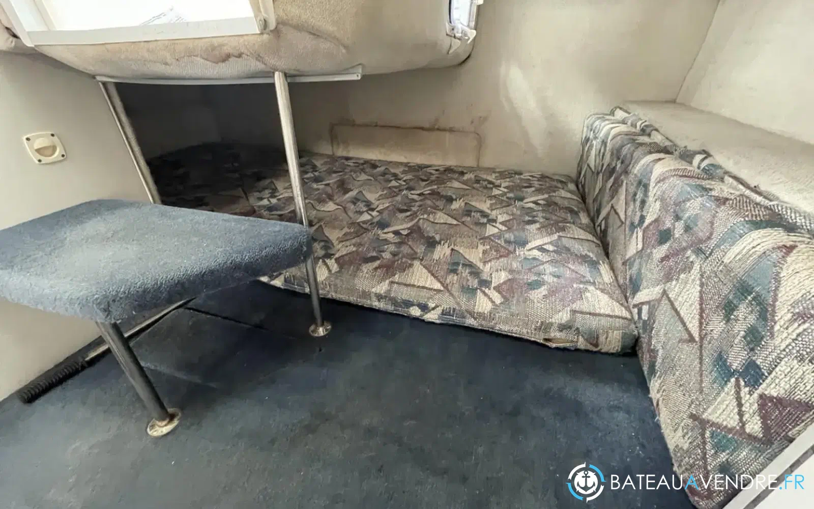 slider 11 Chris Craft Crowne 262