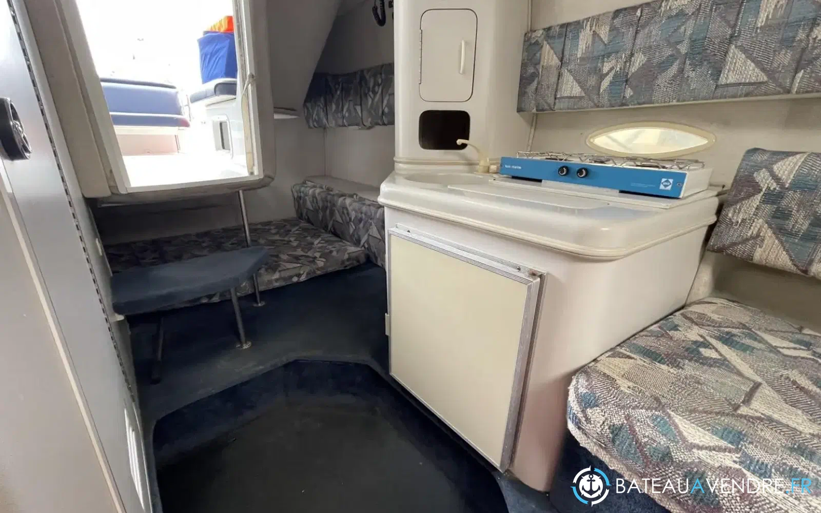 slider 13 Chris Craft Crowne 262