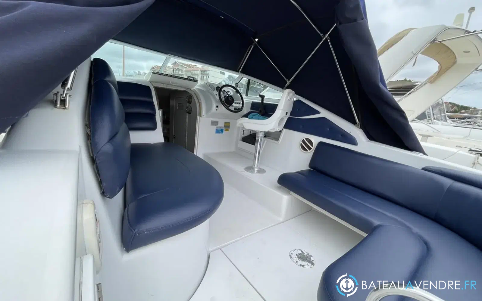 slider 4 Chris Craft Crowne 262