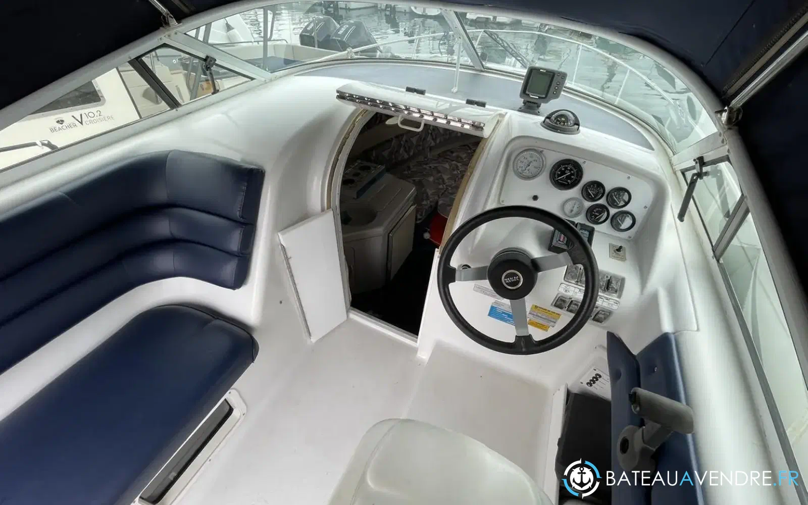 slider 6 Chris Craft Crowne 262