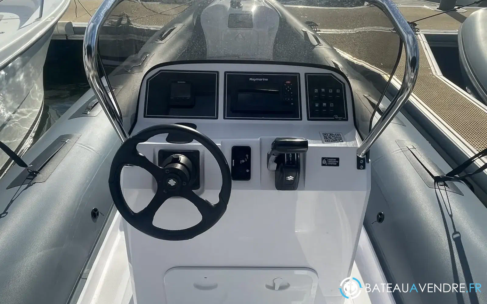 slider 4 Ranieri Cayman 23 S