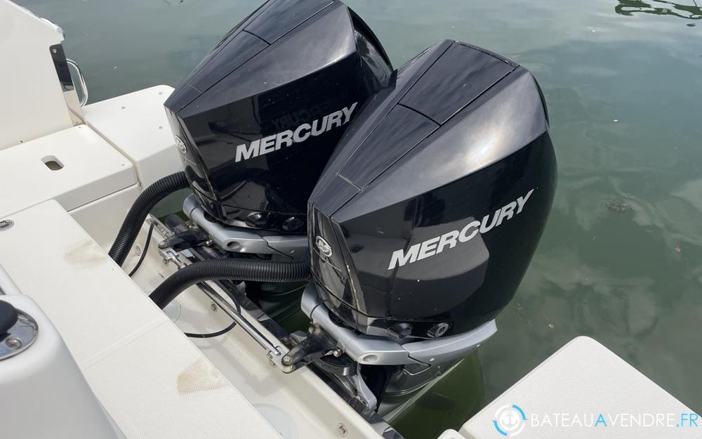 Quicksilver Captur 905 Pilothouse photo 2