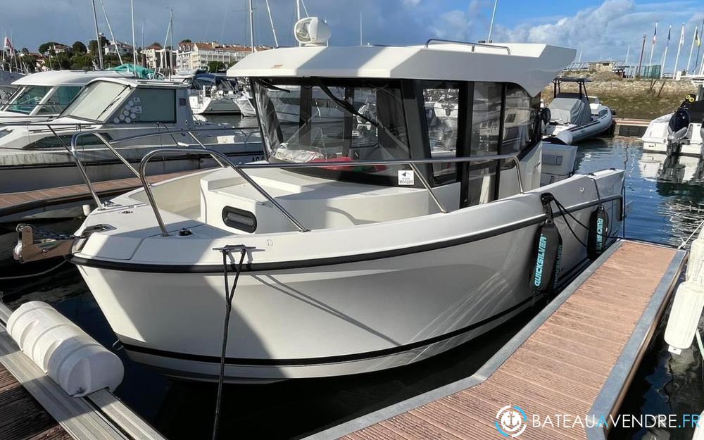 Quicksilver Captur 705 Pilothouse photo 3