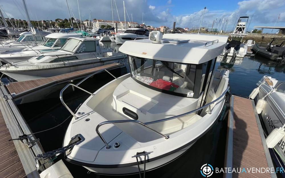 Quicksilver Captur 705 Pilothouse photo 4