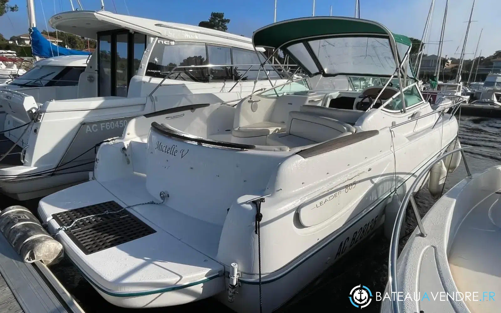 slider 1 Jeanneau Leader 805