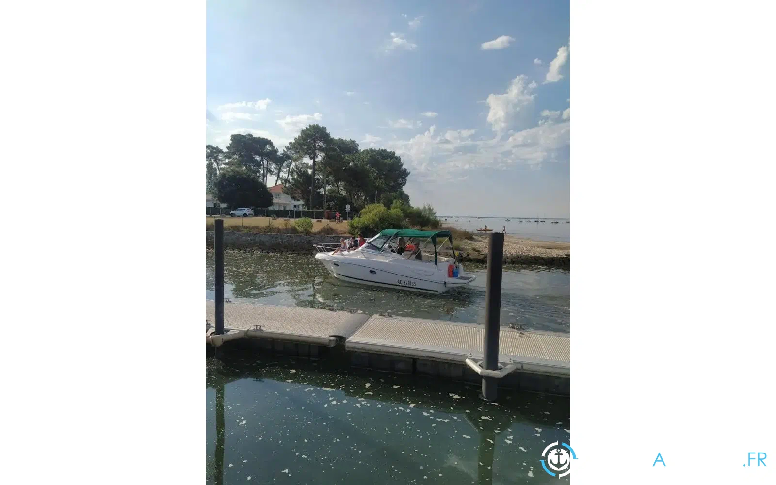 slider 28 Jeanneau Leader 805