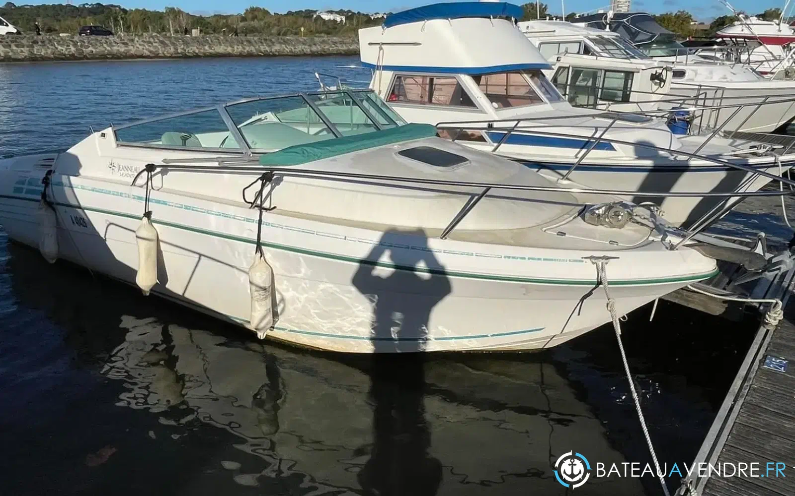 slider 1 Jeanneau Leader 705