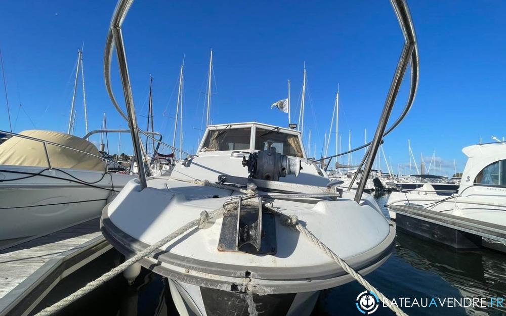 Beneteau Antares 730 photo 4