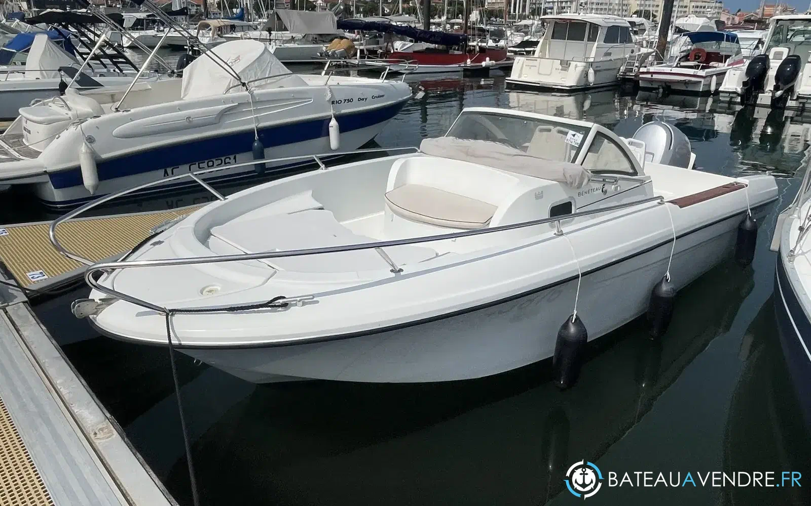 slider 0 Beneteau Ombrine 630
