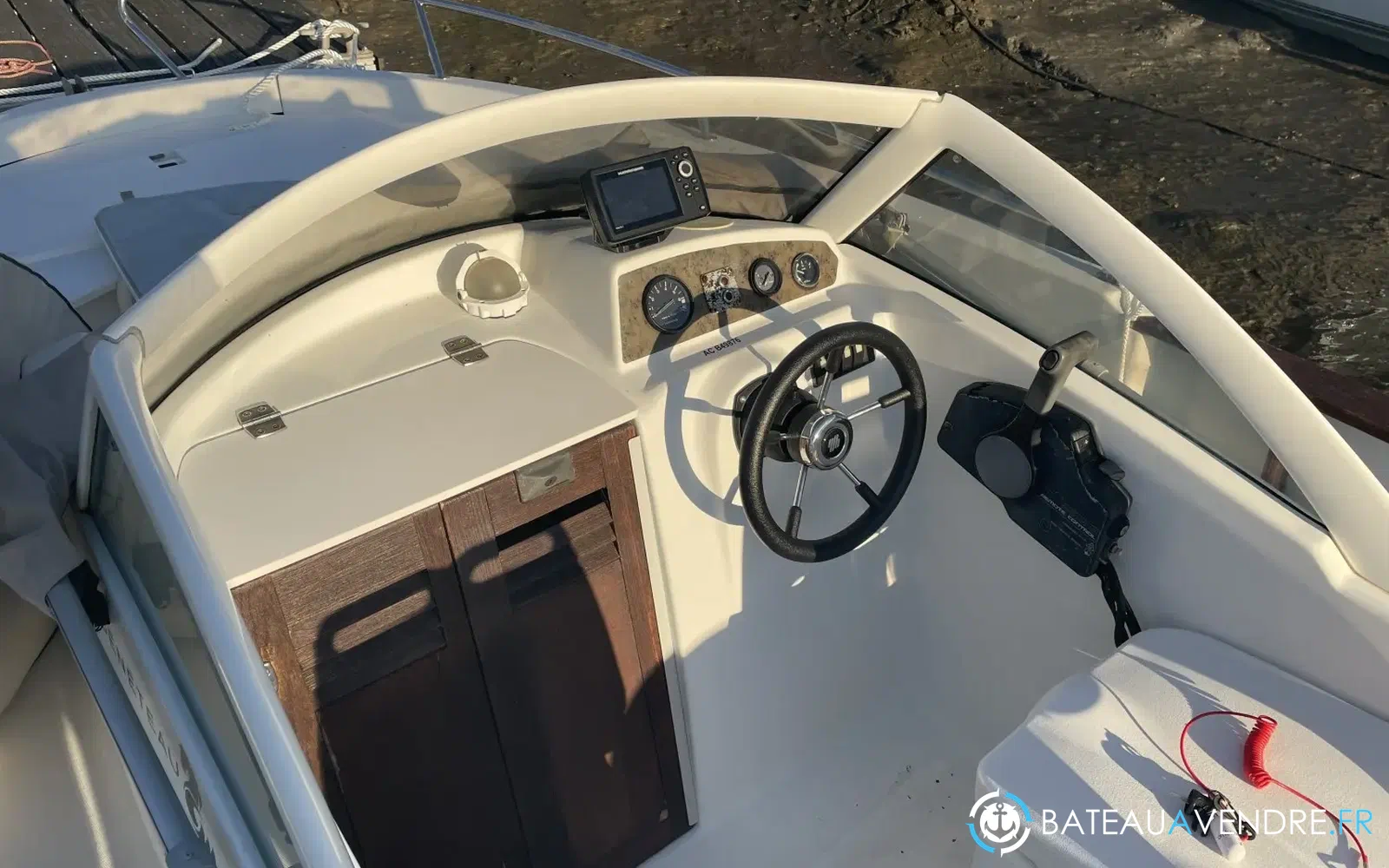 slider 7 Beneteau Ombrine 630