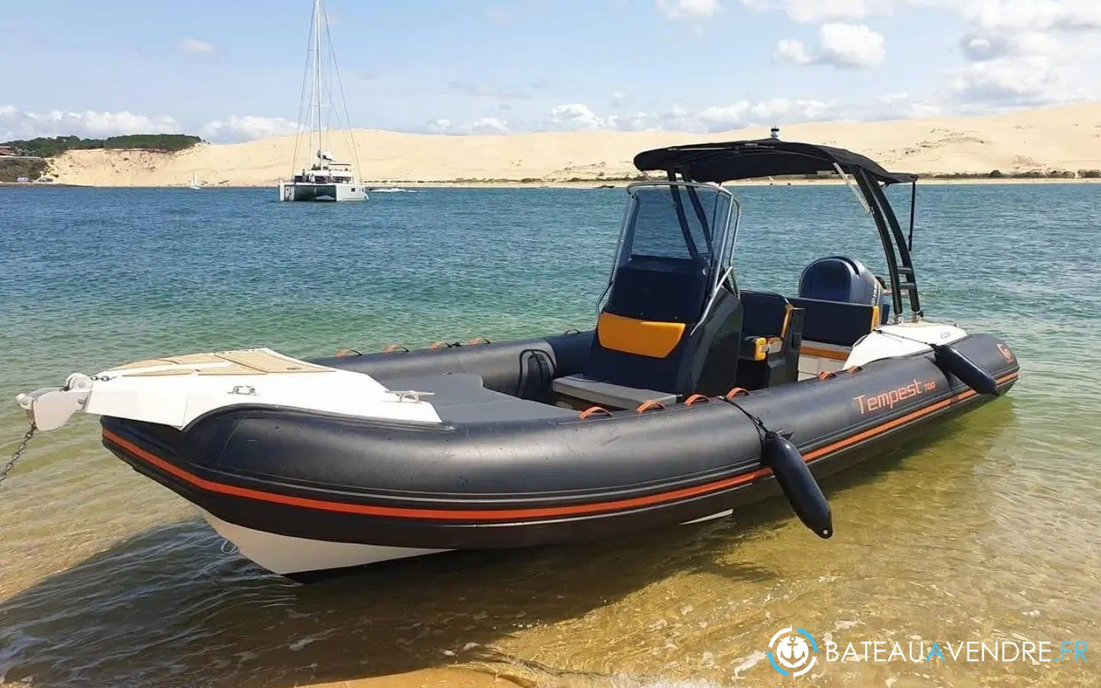slider 0 Capelli Tempest 700
