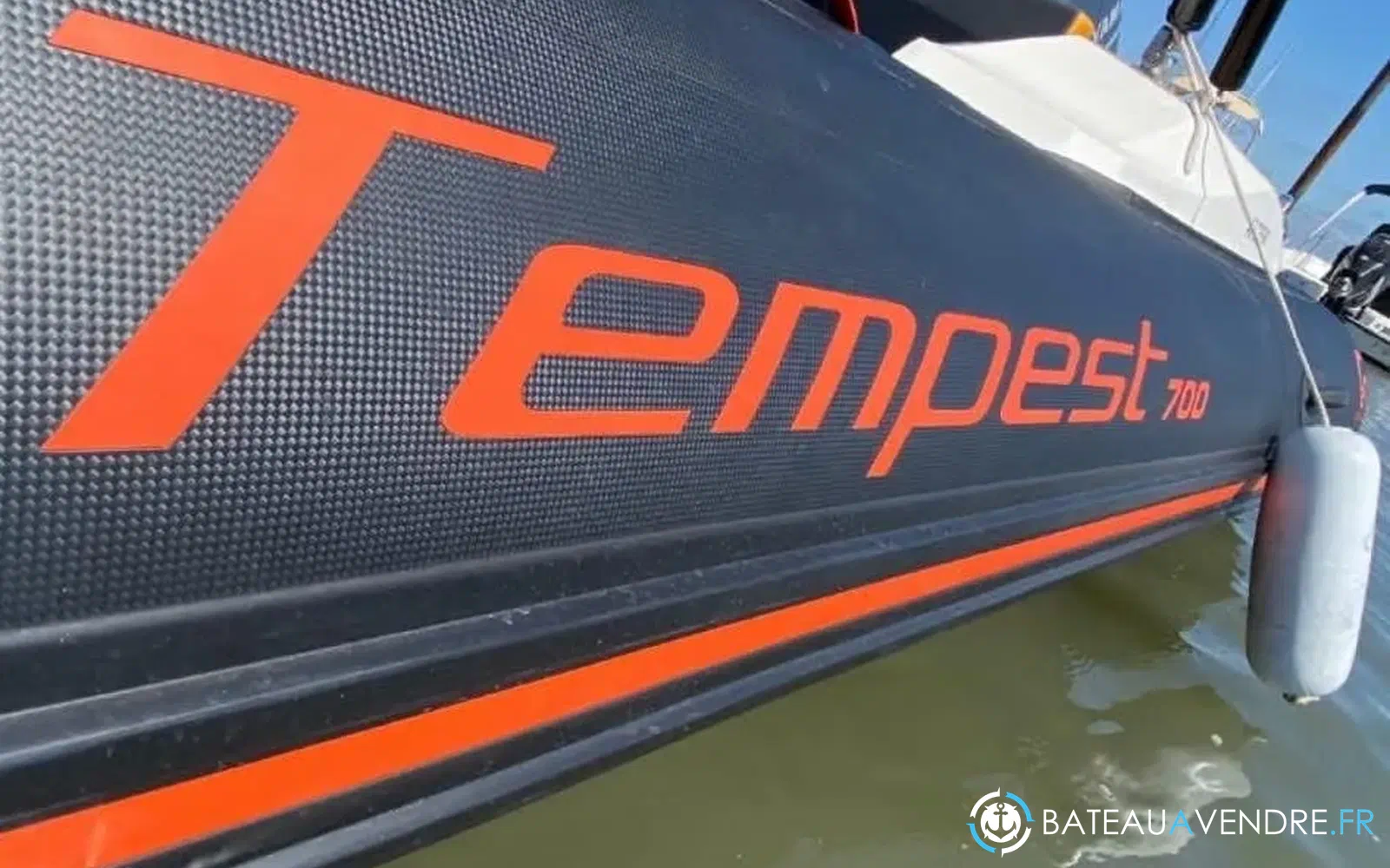 slider 7 Capelli Tempest 700
