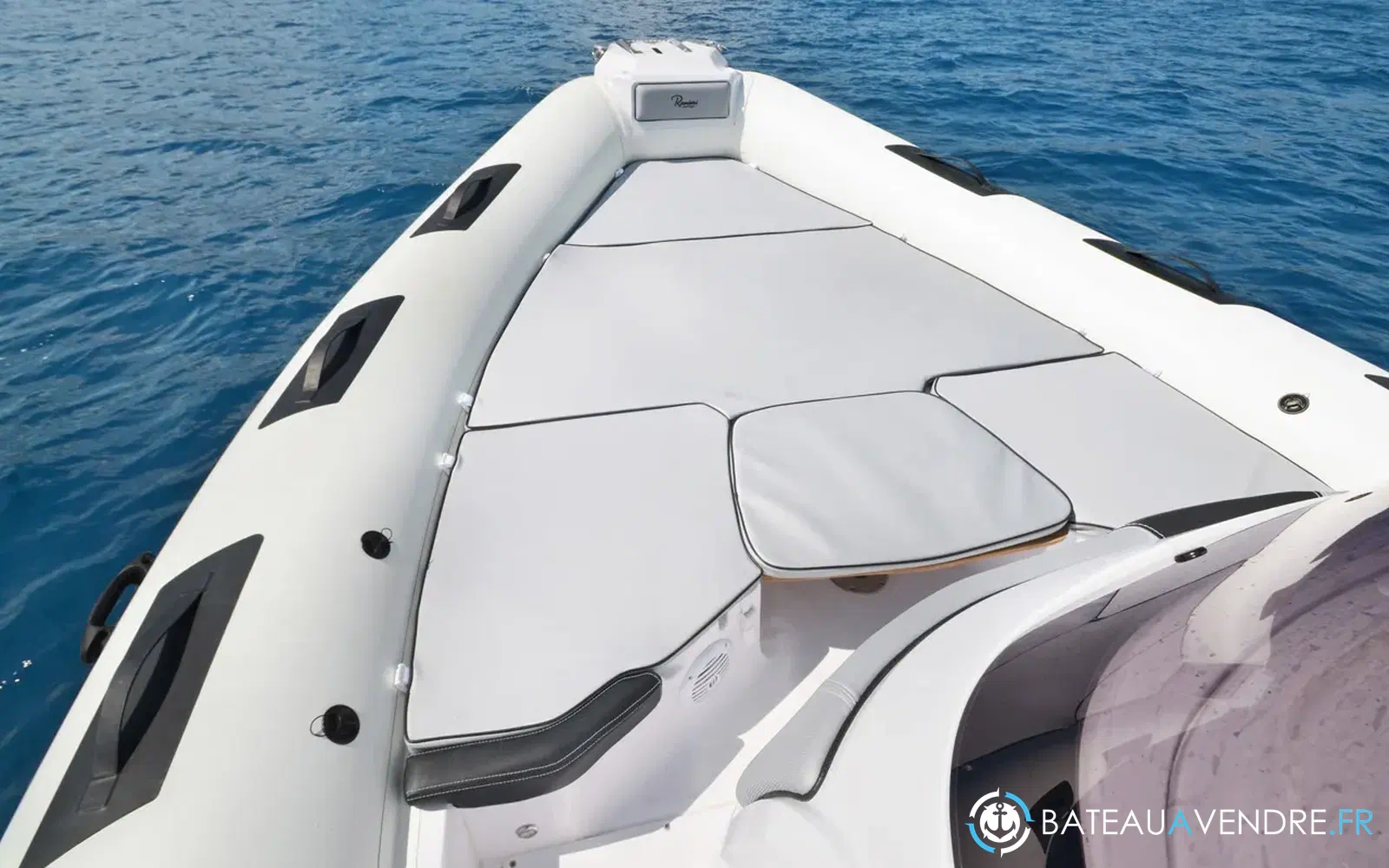 slider 6 Ranieri Cayman 28.0 Executive
