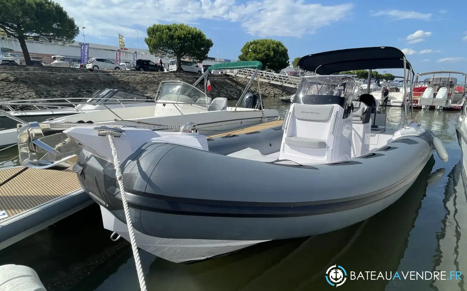 slider 1 Ranieri Cayman 23 S
