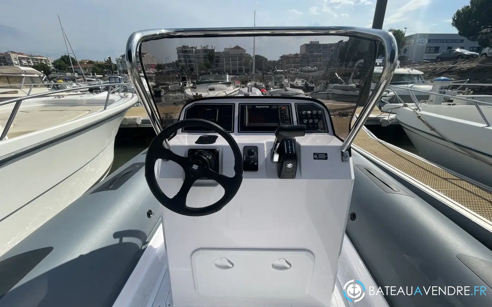 slider 5 Ranieri Cayman 23 S