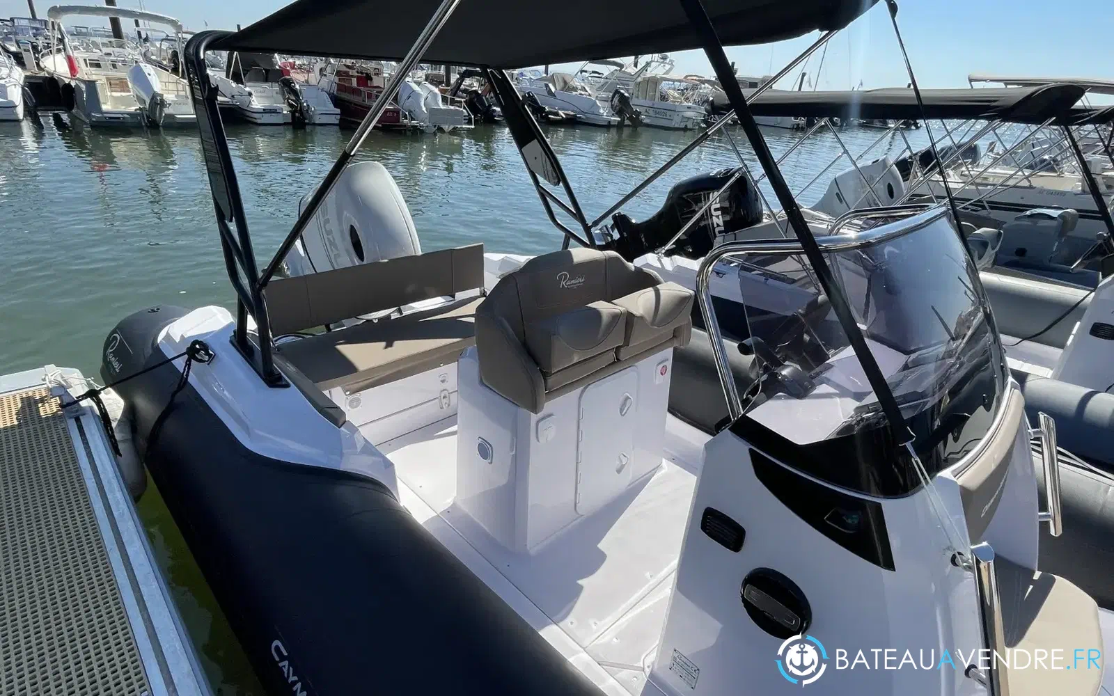 slider 3 Ranieri Cayman 23 Sport